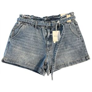 KanCan NWT Denim Shorts Paperbag High-Rise Waist with belt Size 31